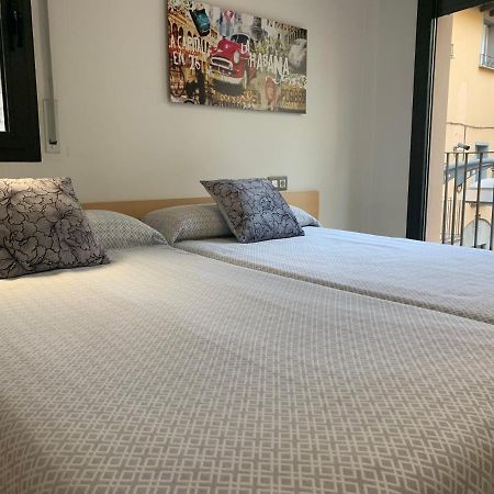 Apartament Centre Historic A Olot Apartment Bagian luar foto